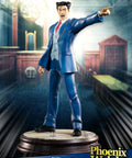 Phoenix Wright: Ace Attorney - Dual Destinies - Phoenix Wright Exclusive Edition (phoenixwright-exc-v-01-cover.jpg)