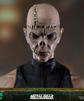 Psycho Mantis (Exclusive) (psychomantis-h-exc-02.jpg)