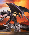 Yu-Gi-Oh! – Red-Eyes B. Dragon (Exclusive Black Edition) (rebg_exst_06.jpg)