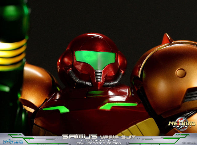 Metroid Prime™ - Samus Varia Suit PVC (Collector's Edition) (samusvs_ex_23.jpg)