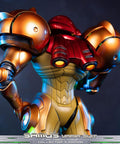 Metroid Prime™ - Samus Varia Suit PVC (Collector's Edition) (samusvs_ex_33.jpg)
