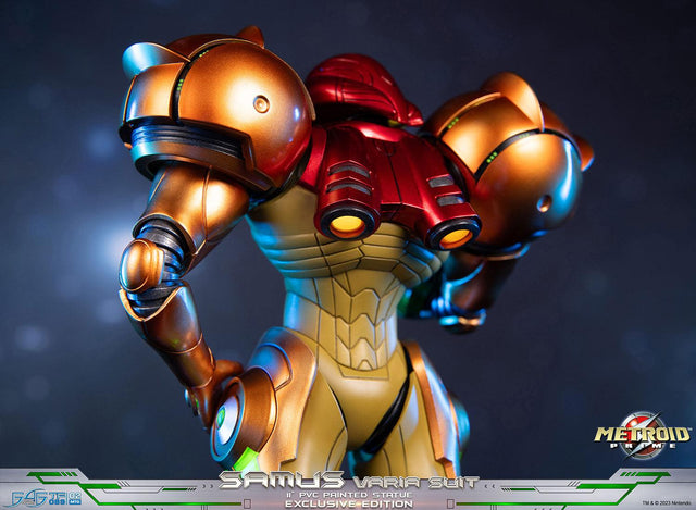 Metroid Prime™ - Samus Varia Suit PVC (Exclusive Edition) (samusvs_ex_33_1.jpg)