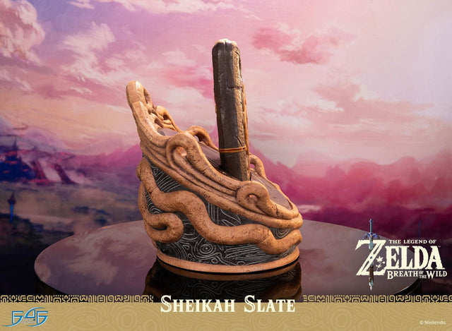 The Legend of Zelda™: Breath of the Wild - Sheikah Slate (sheikahslate_st_02.jpg)