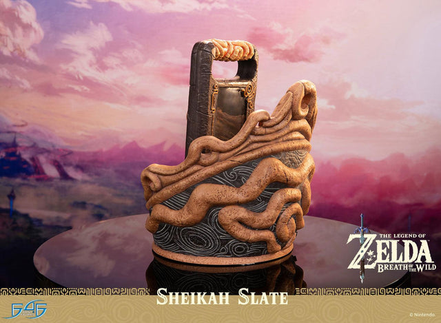 The Legend of Zelda™: Breath of the Wild - Sheikah Slate (sheikahslate_st_05.jpg)