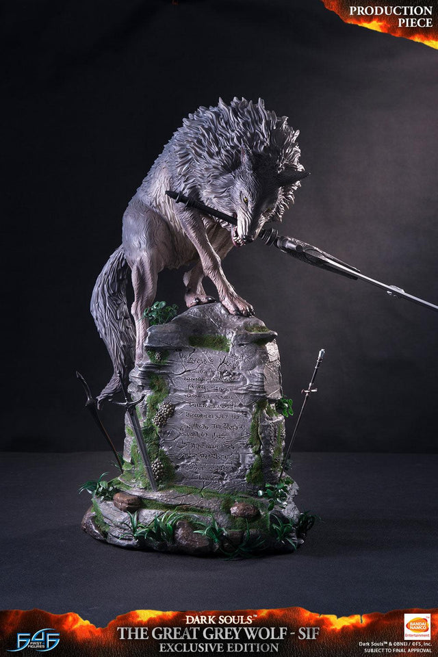 The Great Grey Wolf, Sif (Exclusive) (sif-exc-new-vertical-13.jpg)