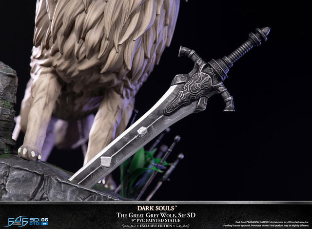 Dark Souls™ - The Great Grey Wolf Sif SD PVC Statue (Exclusive Edition)  (sifsd-exc-08.jpg)