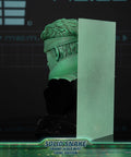 Metal Gear Solid - Solid Snake Grand-Scale Bust (Codec Edition GSB) (snakebust-gsb_codec_05.jpg)