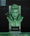 Metal Gear Solid - Solid Snake Grand-Scale Bust (Codec Edition GSB) (snakebust-gsb_codec_08.jpg)