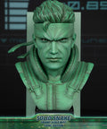 Metal Gear Solid - Solid Snake Grand-Scale Bust (Codec Edition GSB) (snakebust-gsb_codec_10.jpg)