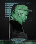 Metal Gear Solid - Solid Snake Life-Size Bust (Codec Edition LSB) (snakebust-lsb_co_02.jpg)