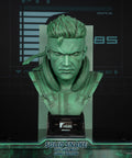 Metal Gear Solid - Solid Snake Life-Size Bust (Codec Edition LSB) (snakebust-lsb_co_15.jpg)