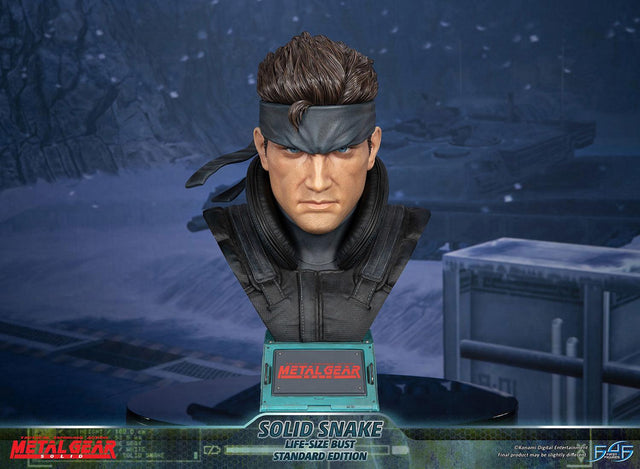 Metal Gear Solid - Solid Snake Life-Size Bust (Standard LSB) (snakebust-lsb_st_08.jpg)