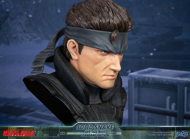 Metal Gear Solid - Solid Snake Life-Size Bust (Standard LSB) (snakebust-lsb_st_13.jpg)