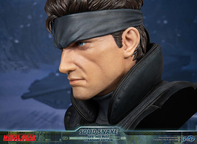 Metal Gear Solid - Solid Snake Life-Size Bust (Standard LSB) (snakebust-lsb_st_16.jpg)