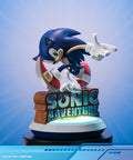 Sonic Adventure - Sonic the Hedgehog PVC (Collector's Edition) (sonicavt_ce_01.jpg)