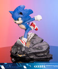 Sonic the Hedgehog 2 - Sonic Standoff (sonicstandoff_st_01.jpg)