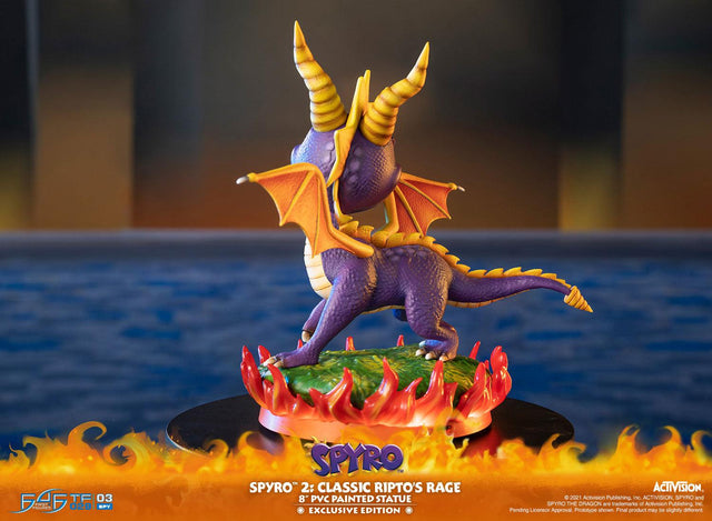 Spyro™ 2: Classic Ripto's Rage 8" PVC Statue  (Exclusive Edition) (spyro2_exc-04.jpg)