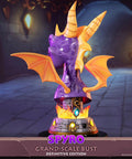 Spyro™ the Dragon – Spyro™ Grand-Scale Bust (Definitive Edition) (spyrobust_gsb_def_05.jpg)