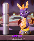 Spyro™ the Dragon – Spyro™ Grand-Scale Bust (Definitive Edition) (spyrobust_gsb_def_26.jpg)