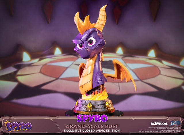 Spyro™ the Dragon – Spyro™ Grand-Scale Bust (Exclusive Closed Wing Edition) (spyrobust_gsbexcclose_03.jpg)