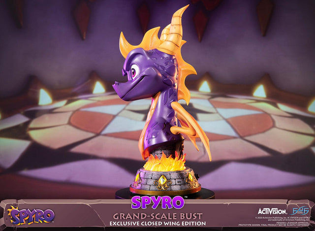 Spyro™ the Dragon – Spyro™ Grand-Scale Bust (Exclusive Closed Wing Edition) (spyrobust_gsbexcclose_04.jpg)