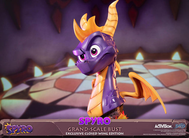 Spyro™ the Dragon – Spyro™ Grand-Scale Bust (Exclusive Closed Wing Edition) (spyrobust_gsbexcclose_10.jpg)