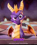 Spyro™ the Dragon – Spyro™ Grand-Scale Bust (Exclusive Closed Wing Edition) (spyrobust_gsbexcclose_11.jpg)