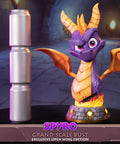 Spyro™ the Dragon – Spyro™ Grand-Scale Bust (Exclusive Open Wing Edition) (spyrobust_gsbexcopen_11.jpg)