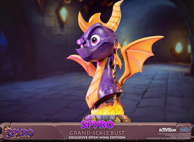 Spyro™ the Dragon – Spyro™ Grand-Scale Bust (Exclusive Open Wing Edition) (spyrobust_gsbexcopen_12.jpg)