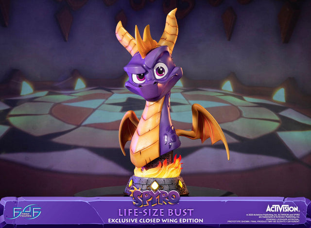 Spyro™ the Dragon – Spyro™ Life-Size Bust (Exclusive Closed Wing Edition) (spyrobust_lsbexc_close_02.jpg)