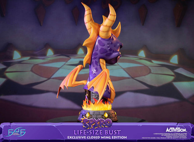 Spyro™ the Dragon – Spyro™ Life-Size Bust (Exclusive Closed Wing Edition) (spyrobust_lsbexc_close_05.jpg)