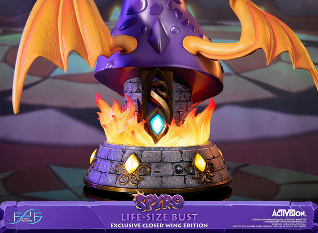 Spyro™ the Dragon – Spyro™ Life-Size Bust (Exclusive Closed Wing Edition) (spyrobust_lsbexc_close_10.jpg)
