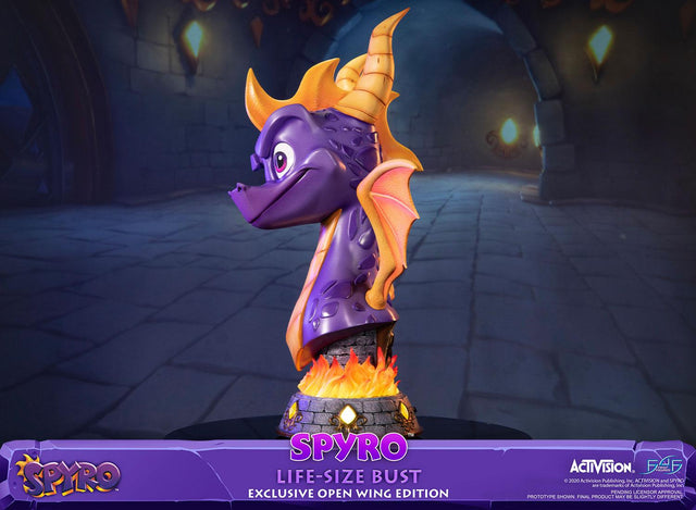 Spyro™ the Dragon – Spyro™ Life-Size Bust (Exclusive Open Wing Edition) (spyrobust_lsbexcopen_04.jpg)