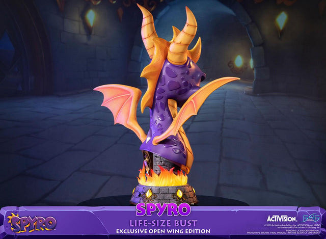 Spyro™ the Dragon – Spyro™ Life-Size Bust (Exclusive Open Wing Edition) (spyrobust_lsbexcopen_07.jpg)