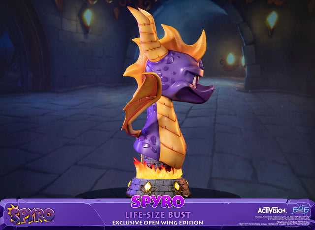 Spyro™ the Dragon – Spyro™ Life-Size Bust (Exclusive Open Wing Edition) (spyrobust_lsbexcopen_08.jpg)