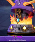 Spyro™ the Dragon – Spyro™ Life-Size Bust (Exclusive Open Wing Edition) (spyrobust_lsbexcopen_12.jpg)