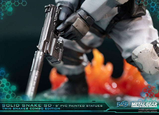 Solid Snake SD Twin Snakes Combo Edition (sssd-comboexstealth-h-32.jpg)