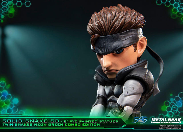 Solid Snake SD Twin Snakes Neon Green Combo Edition (sssd-comboexstealthng-h-05.jpg)