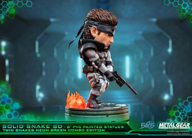 Solid Snake SD Twin Snakes Neon Green Combo Edition (sssd-comboexstealthng-h-19.jpg)