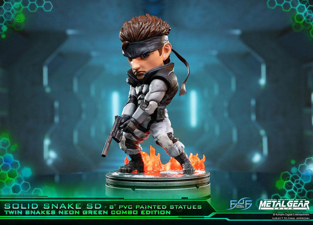 Solid Snake SD Twin Snakes Neon Green Combo Edition (sssd-comboexstealthng-h-24.jpg)