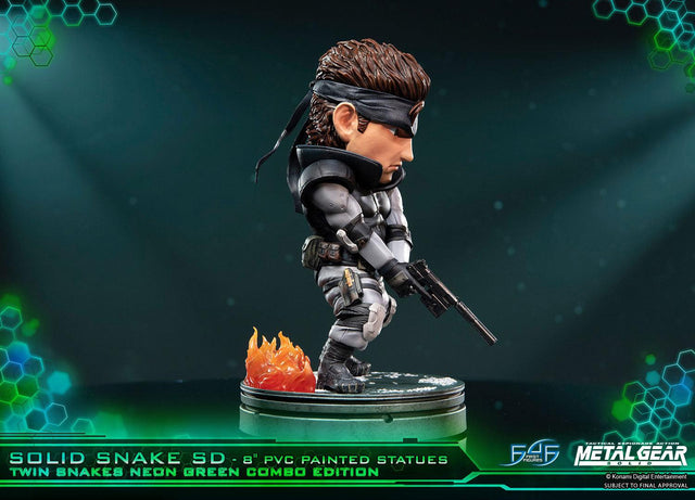 Solid Snake SD Twin Snakes Neon Green Combo Edition (sssd-comboexstealthng-h-36.jpg)