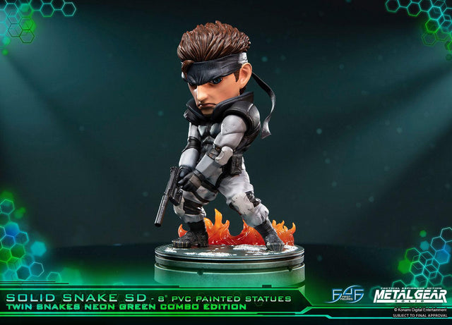 Solid Snake SD Twin Snakes Neon Green Combo Edition (sssd-comboexstealthng-h-41.jpg)