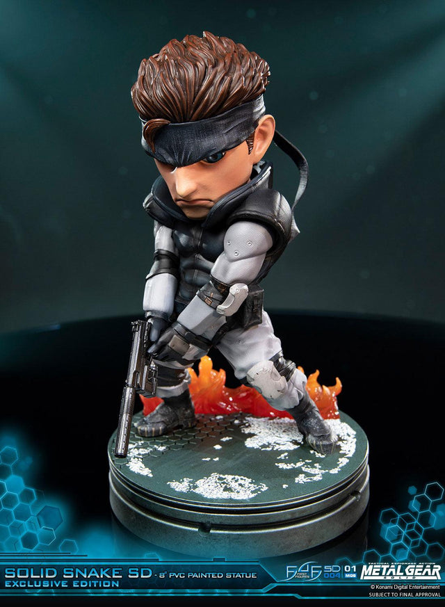 Solid Snake SD Exclusive Edition (sssd-exc-v-05.jpg)