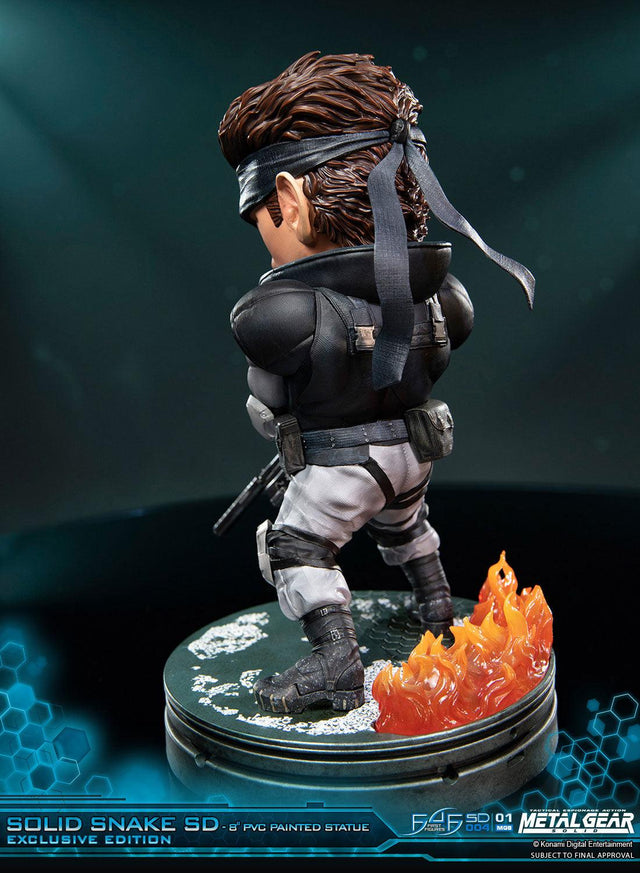 Solid Snake SD Exclusive Edition (sssd-exc-v-07.jpg)