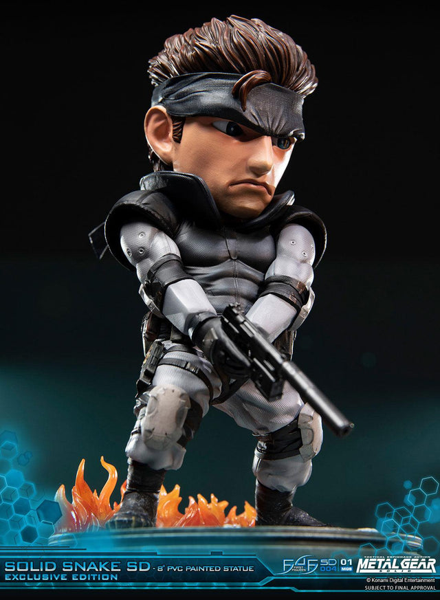 Solid Snake SD Exclusive Edition (sssd-exc-v-09.jpg)
