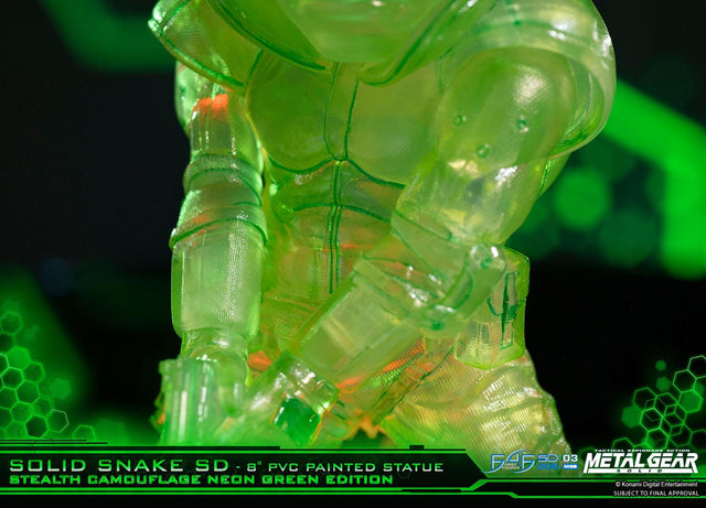 Solid Snake SD Stealth Camouflage Neon Green Exclusive Edition (sssd-stealthng-h-10.jpg)