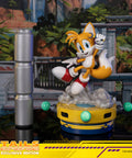 Sonic The Hedgehog - Tails Exclusive Edition  (tailsex_11a.jpg)