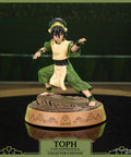 Avatar: The Last Airbender - Toph PVC (Collector's Edition) (tophce_08.jpg)