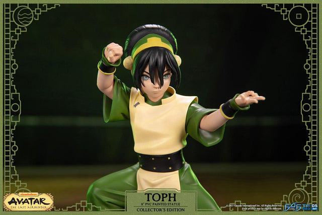 Avatar: The Last Airbender - Toph PVC (Collector's Edition) (tophce_19.jpg)