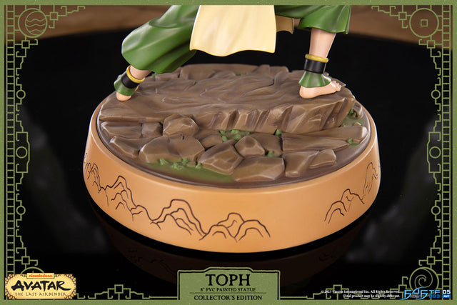 Avatar: The Last Airbender - Toph PVC (Collector's Edition) (tophce_24.jpg)